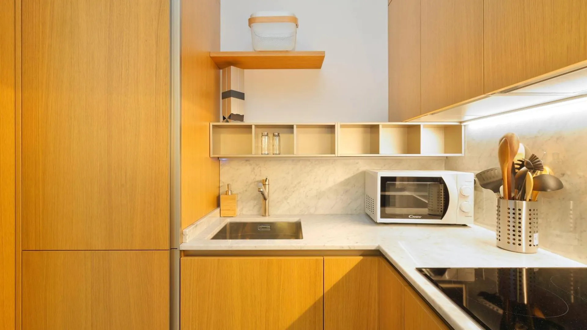 Casa vacanze Luxury Apartment Con Terrazza, Palestra, Cowork & Box Privato Milano