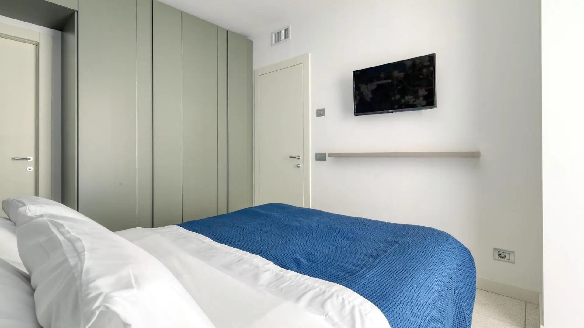 Luxury Apartment Con Terrazza, Palestra, Cowork & Box Privato Milano 0*,